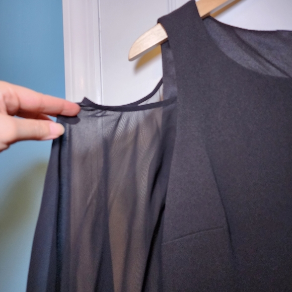 Connected Apparel Cold Shoulder Jumpsuit Size 8P - Picture 3 of 16